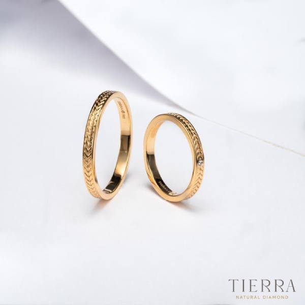 Mẫu nhẫn cặp vàng 18k truyền thống NCC1003